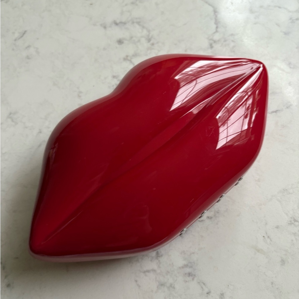 Lulu Guinness Glossy Red Lip Clutch - Picture 3 of 12